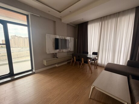 3-room apartment for rent, 90 m², Lake City: 1 000 ₼/mo 4