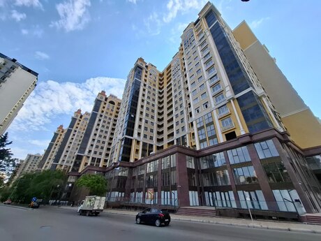 Объявление №6375538 - Баку, м. 28 мая, 3-комн., 120 м², 4/16 этаж