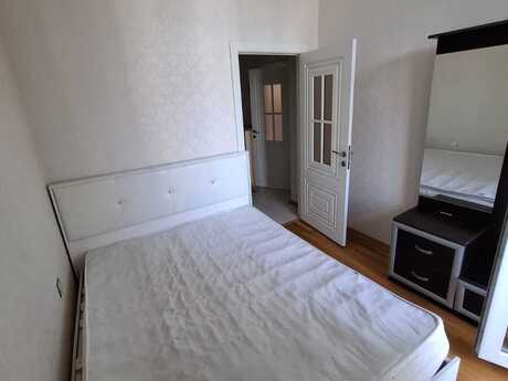 2-room apartment, 41,7 m², Avtovağzal: 125 000 ₼ 5