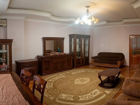5-room apartment for rent, 220 m², Xətai: 850 ₼/mo 5