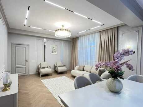 Elan №6445367 - Bakı, 28 May m., 3 otaqlı, 112 m², 2/15 mərtəbə