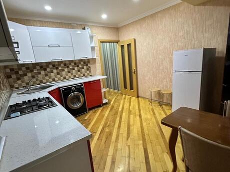 Kirayə 2 otaqlı mənzil, 75 m², İnşaatçılar: 750 ₼/ay 4