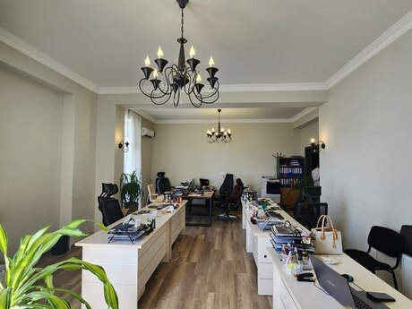 Объявление №6445479 - Баку, Хатаинский р., 3-комн., 140 м²