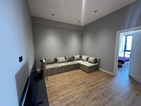 2-room apartment for rent, 84 m², Koroğlu: 1 100 ₼/mo 2