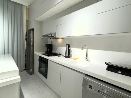 Kirayə 4 otaqlı mənzil, 170 m², Yasamal: 1 190 ₼/ay 4
