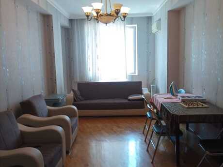 Kirayə 3 otaqlı mənzil, 110 m², 8 Noyabr: 700 ₼/ay 3