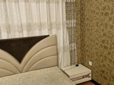 4 otaqlı mənzil, 185 m², Nərimanov: 398 000 ₼ 4