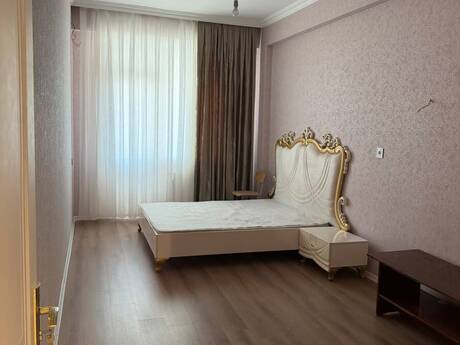 2-room apartment for rent, 78 m², Saray: 450 ₼/mo 3