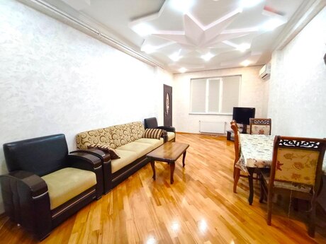 Elan №6445637 - Bakı, 8 Noyabr m., 3 otaqlı, 80 m², 12/14 mərtəbə