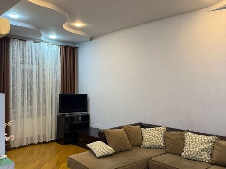 Kirayə 2 otaqlı mənzil, 80 m², Şah İsmayıl Xətai: 900 ₼/ay 2
