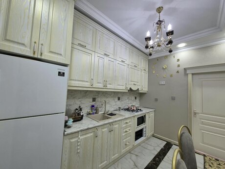 3 otaqlı mənzil, 85 m², Nərimanov: 335 000 ₼ 2