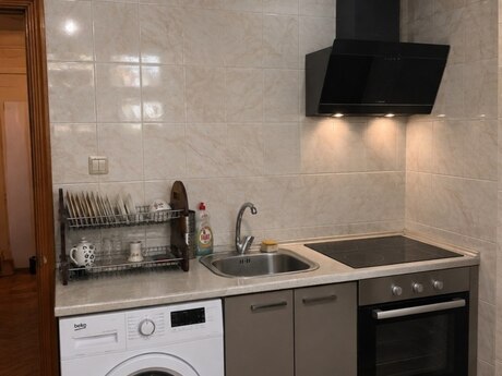 Kirayə 3 otaqlı mənzil, 80 m², Elmlər Akademiyası: 700 ₼/ay 3