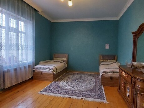 4 otaqlı həyət evi, 200 m², Biləcəri: 165 000 ₼ 3