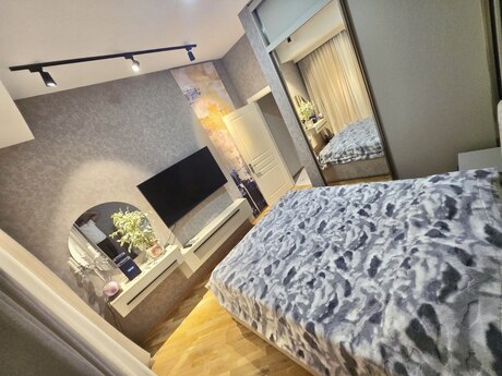 Kirayə 2 otaqlı mənzil, 75 m², Səbail: 2 000 ₼/ay 4