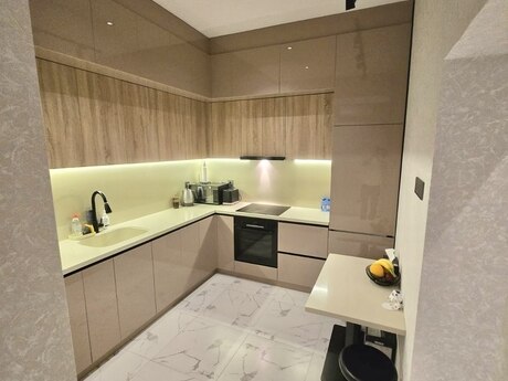 Kirayə 2 otaqlı mənzil, 75 m², Səbail: 2 000 ₼/ay 3