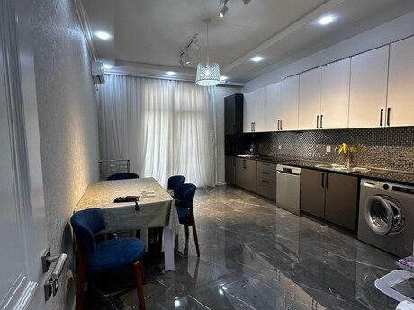 Аренда: 3-комнатная квартира, 100 м², Ağ şəhər: 1 500 ₼/мес 5