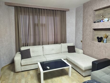 Объявление №6445769 - Баку, м. Иншаатчылар, 3-комн., 100 м², 4/15 этаж