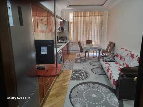 28 Mayda 3 otaqlı yeni tikili mənzil kirayə verilir, 150 m², 1 500 AZN/ay, şəkil 3 / 12