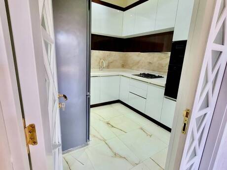 Kirayə 2 otaqlı mənzil, 70 m², 28 May: 800 ₼/ay 3