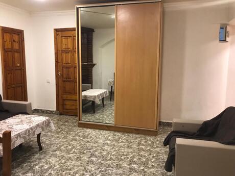Аренда: 2-комнатная квартира, 50 м², İçəri Şəhər: 600 ₼/мес 4