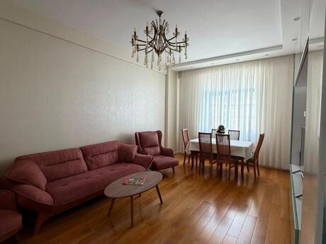 Kirayə 3 otaqlı mənzil, 120 m², Renessans Palace: 2 000 ₼/ay 5