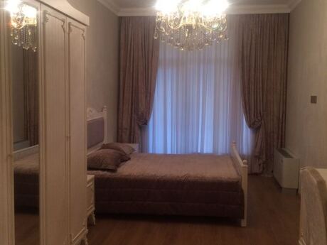 Kirayə 3 otaqlı mənzil, 160 m², Nizami: 2 200 ₼/ay 5