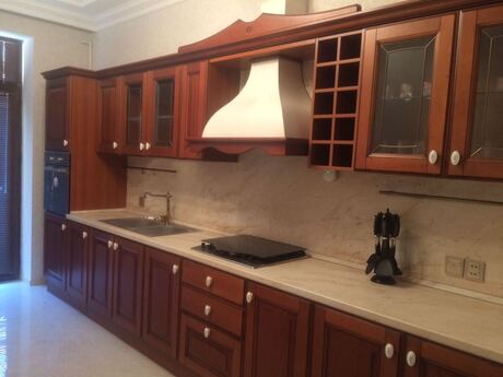 Kirayə 3 otaqlı mənzil, 160 m², Nizami: 2 200 ₼/ay 2