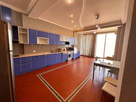 3 otaqlı mənzil, 186 m², 28 May: 531 500 ₼ 5