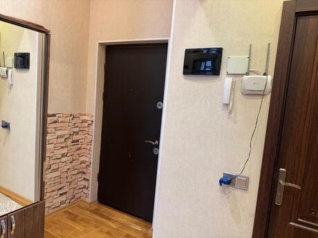 Объявление №6445962 - Баку, м. Кара Караев, 3-комн., 80 м², 15/17 этаж
