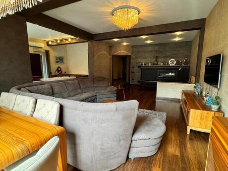 5 otaqlı mənzil, 215 m², Gənclik: 700 000 ₼ 4
