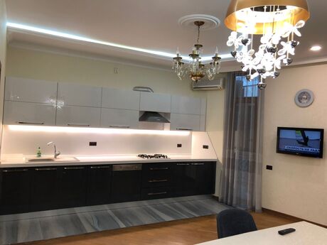 Kirayə 3 otaqlı mənzil, 204 m², Elmlər Akademiyası: 1 800 ₼/ay 5