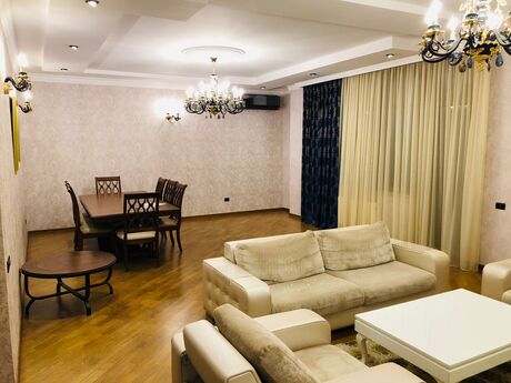 Kirayə 3 otaqlı mənzil, 204 m², Elmlər Akademiyası: 1 800 ₼/ay 3