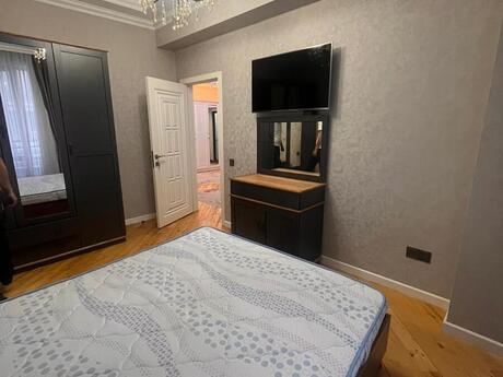 Kirayə 3 otaqlı mənzil, 140 m², 28 May: 1 500 ₼/ay 5