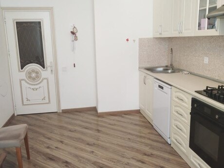 Аренда: 3-комнатная квартира, 150 м², Elmlər Akademiyası: 1 200 ₼/мес 4