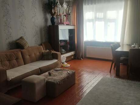 Объявление №6446046 - Баку, м. Халглар Достлугу, 2-комн., 49 м², 5/5 этаж