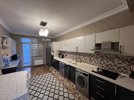 4 otaqlı mənzil, 180 m², Elmlər Akademiyası: 490 000 ₼ 4