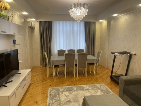 2-комнатная квартира, 76 м², 7-ci mikrorayon: 225 000 ₼ 2