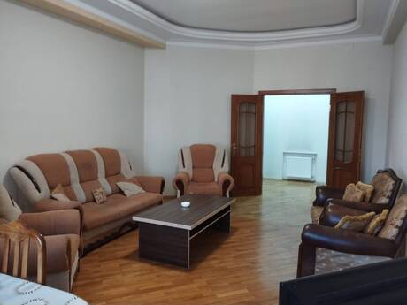 2 otaqlı mənzil, 90 m², 28 May: 286 000 ₼ 3