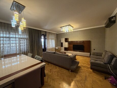 3 otaqlı mənzil, 100 m², Bakıxanov: 238 000 ₼ 5