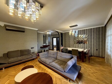 3 otaqlı mənzil, 100 m², Bakıxanov: 238 000 ₼ 2