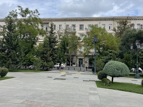 3-room apartment for rent, 80 m², Sahil: 1 000 ₼/mo 2