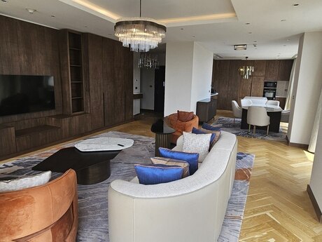 Kirayə 3 otaqlı mənzil, 170 m², Şah İsmayıl Xətai: 6 800 ₼/ay 5