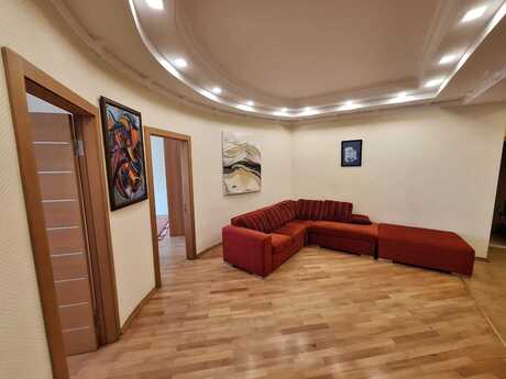 Elan №6446355 - Bakı, Elmlər Akademiyası m., 3 otaqlı, 100 m², 8/16 mərtəbə