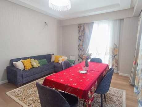 Kirayə 2 otaqlı mənzil, 75 m², İnşaatçılar: 700 ₼/ay 3