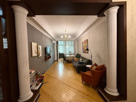 Elan №6446414 - Bakı, Memar Əcəmi m., 3 otaqlı, 105 m², 12/18 mərtəbə