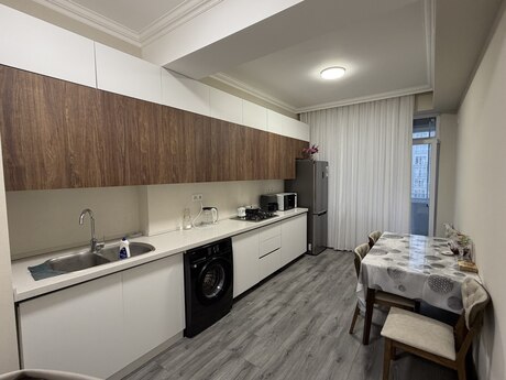 3 otaqlı mənzil, 96 m², 20 Yanvar: 345 000 ₼ 5