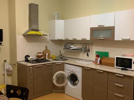 3-room apartment for rent, 100 m², Gənclik: 990 ₼/mo 5
