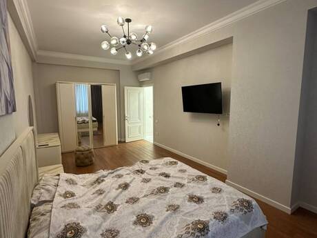 Kirayə 3 otaqlı mənzil, 120 m², İzmir Residence: 2 300 ₼/ay 4
