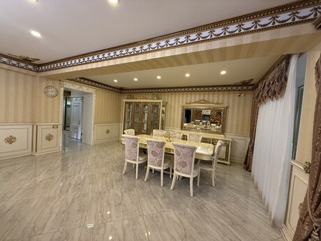 5-комнатная квартира, 580 м², 8 Noyabr: 999 999 ₼ 2