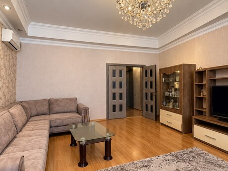 3-комнатная квартира, 98 м², Ağ şəhər: 490 000 ₼ 3